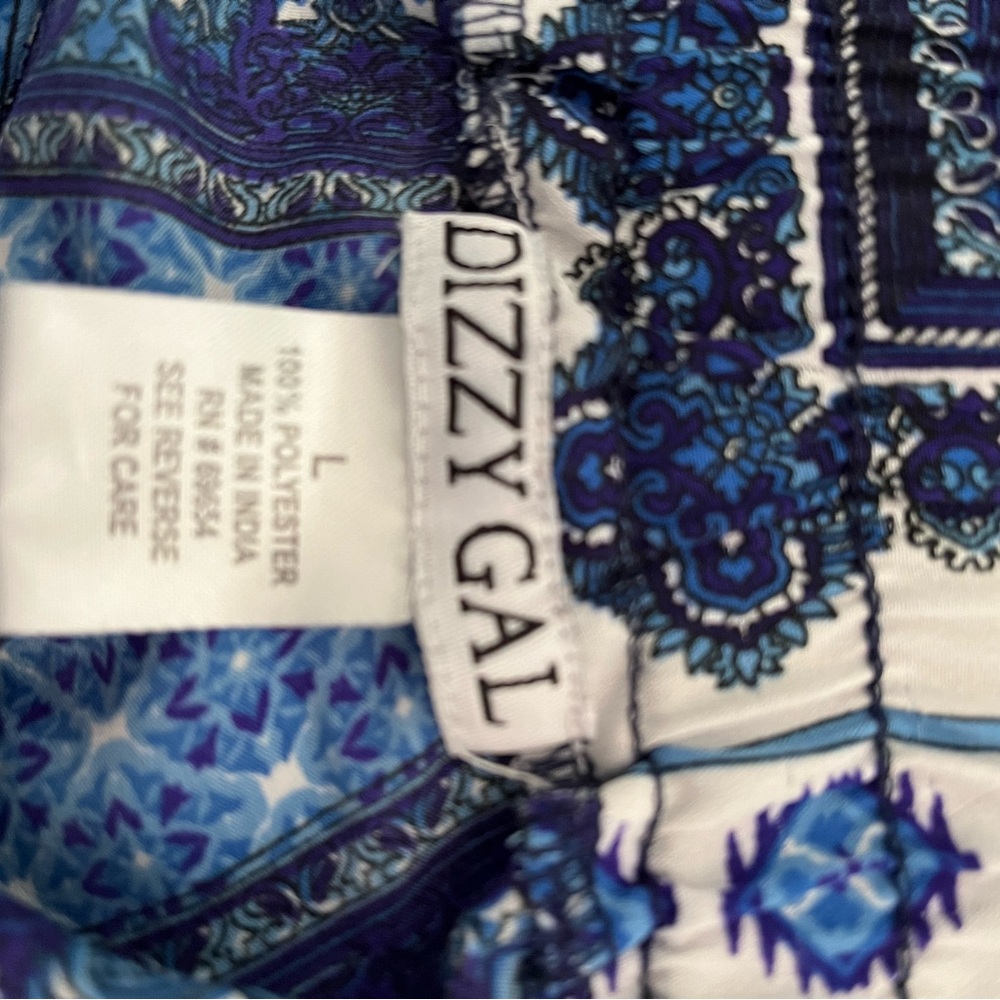 Dizzy Blue and White Shorts with Paisley Design Sz L - Picture 3 of 5